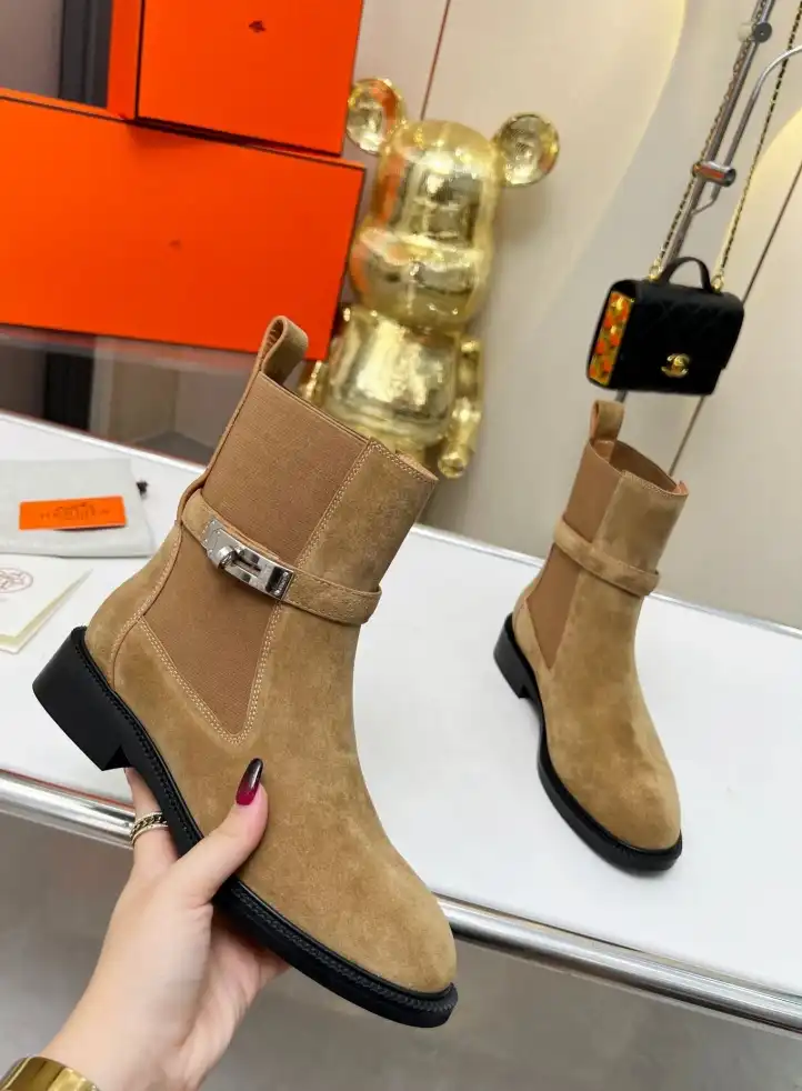 hype Hermes Boots