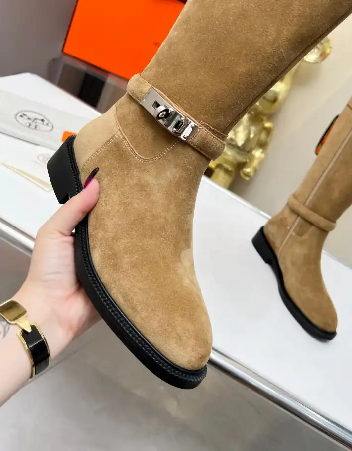 hype Hermes Boots