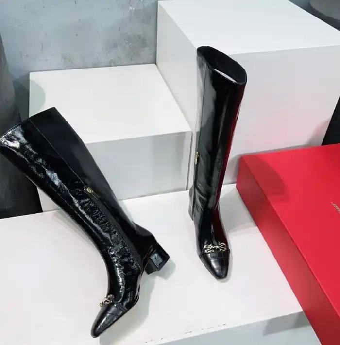 hype Ferragamo Boots