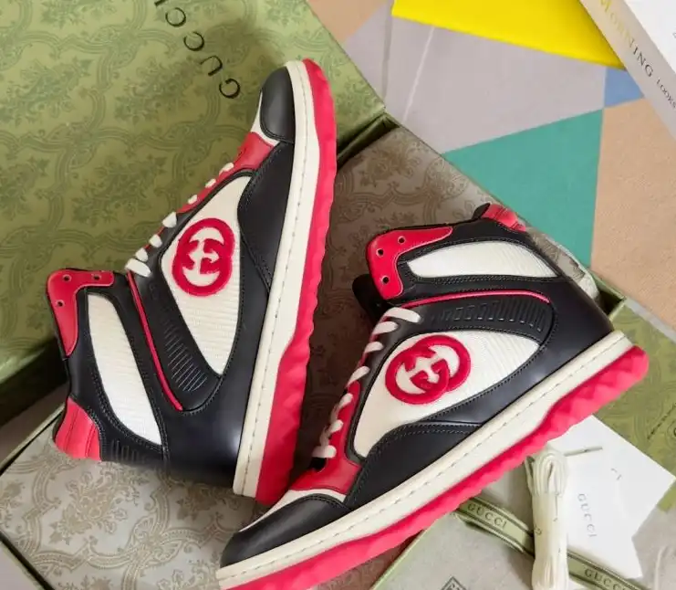 hype Gucci Sneakers