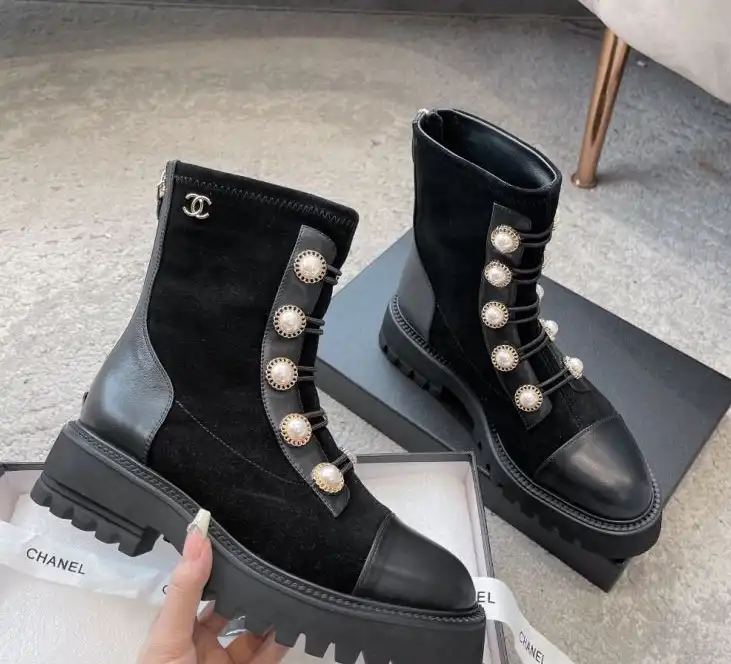 hype Chanel Boots