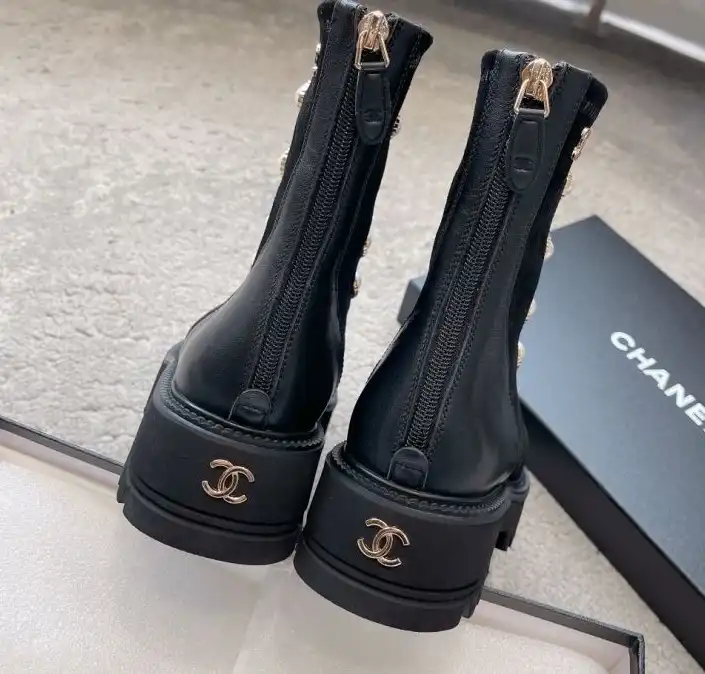 hype Chanel Boots