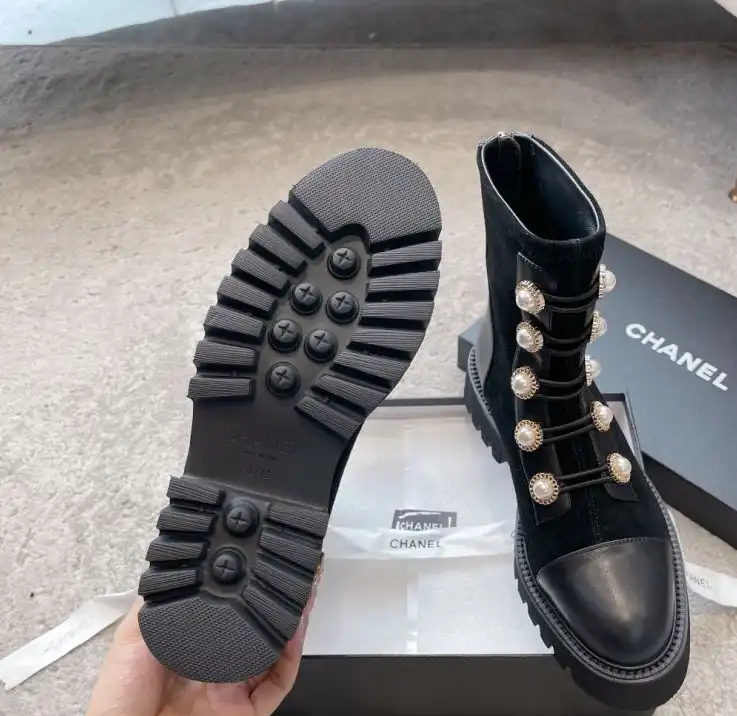 hype Chanel Boots