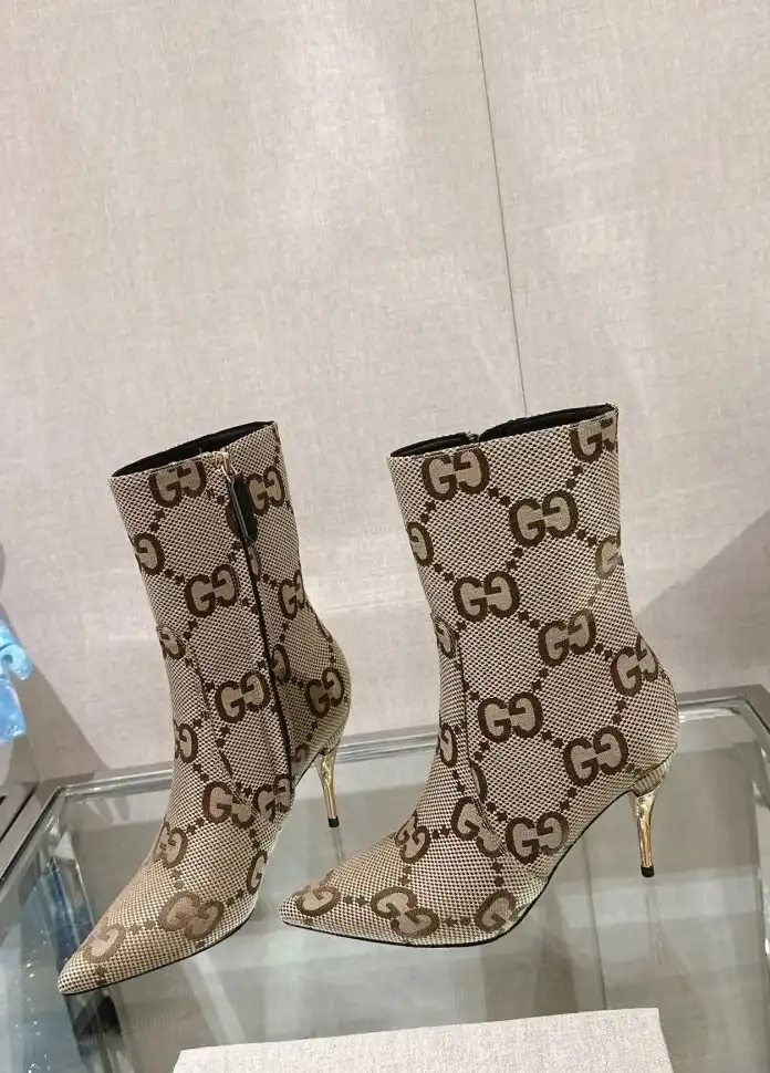 hype Gucci Boots