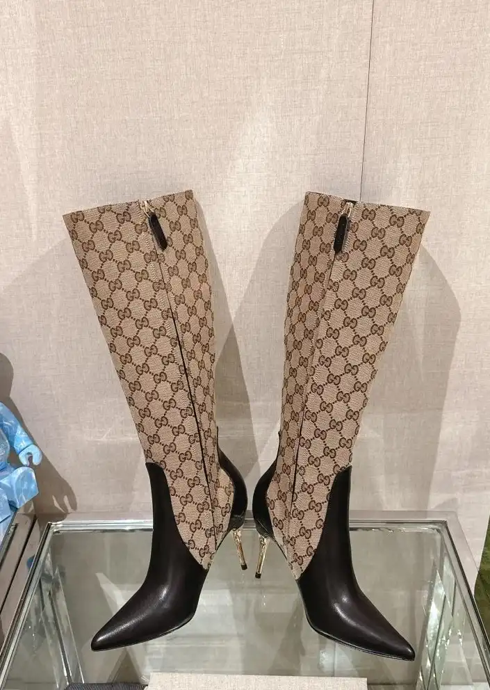 hype Gucci Boots