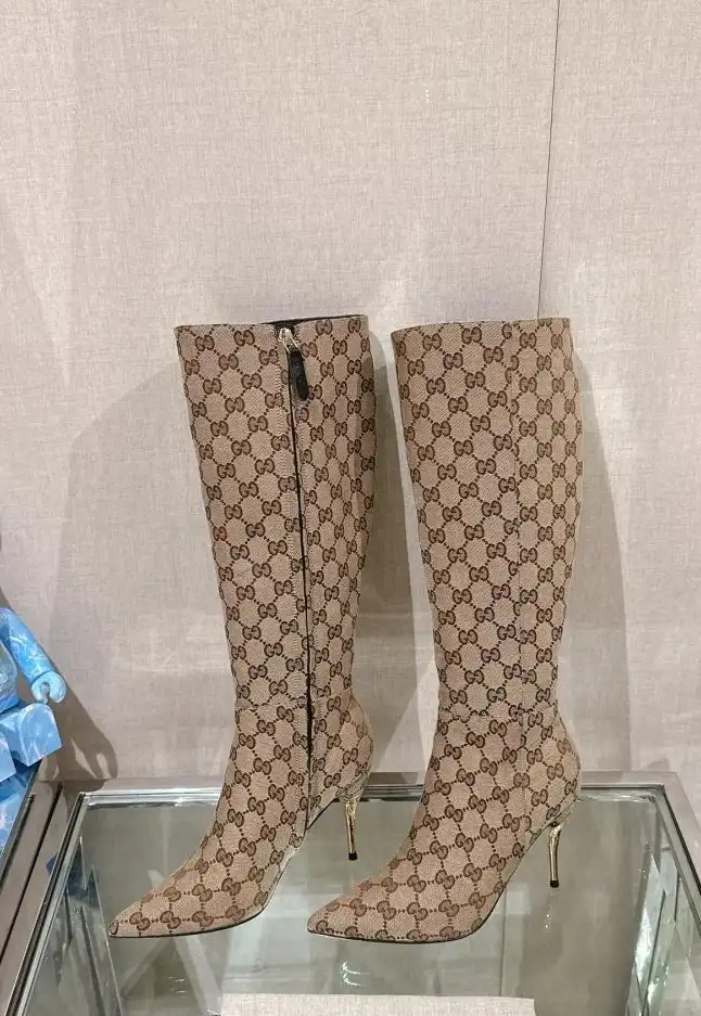 hype Gucci Boots