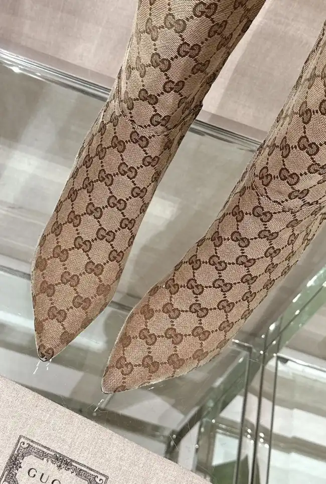 hype Gucci Boots