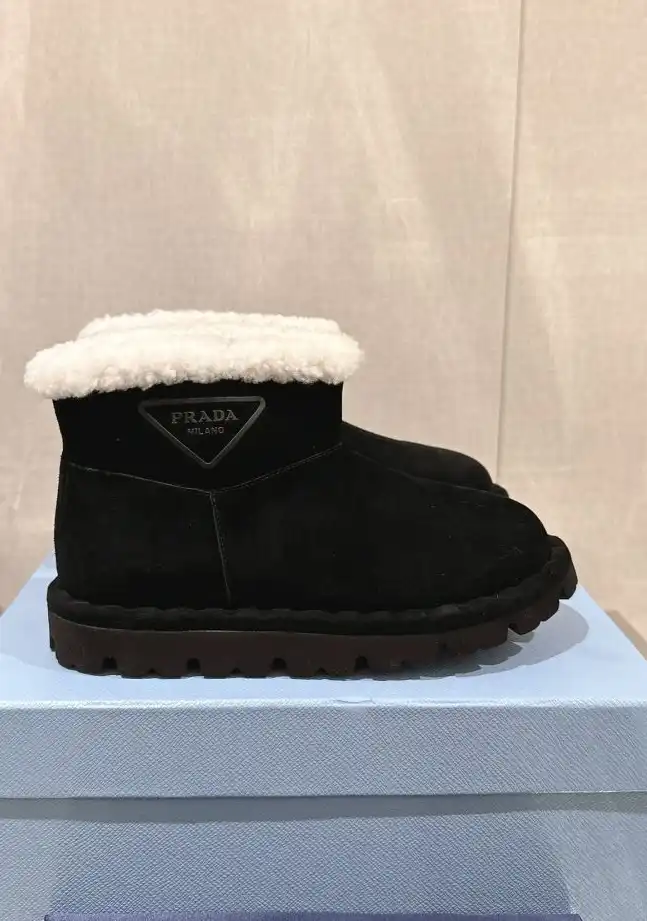 hype Prada Boots