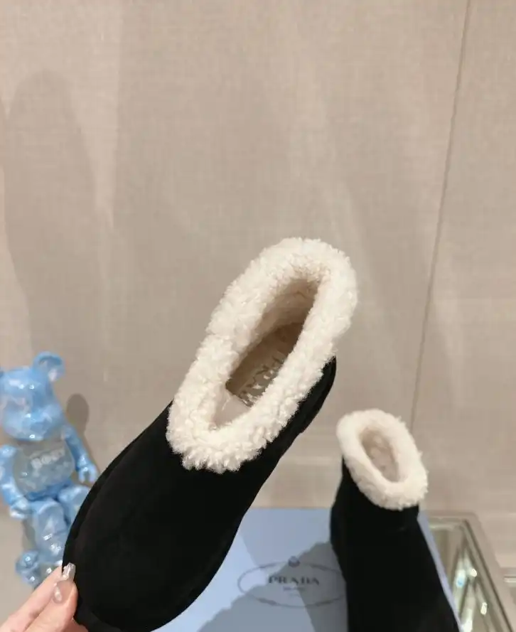 hype Prada Boots