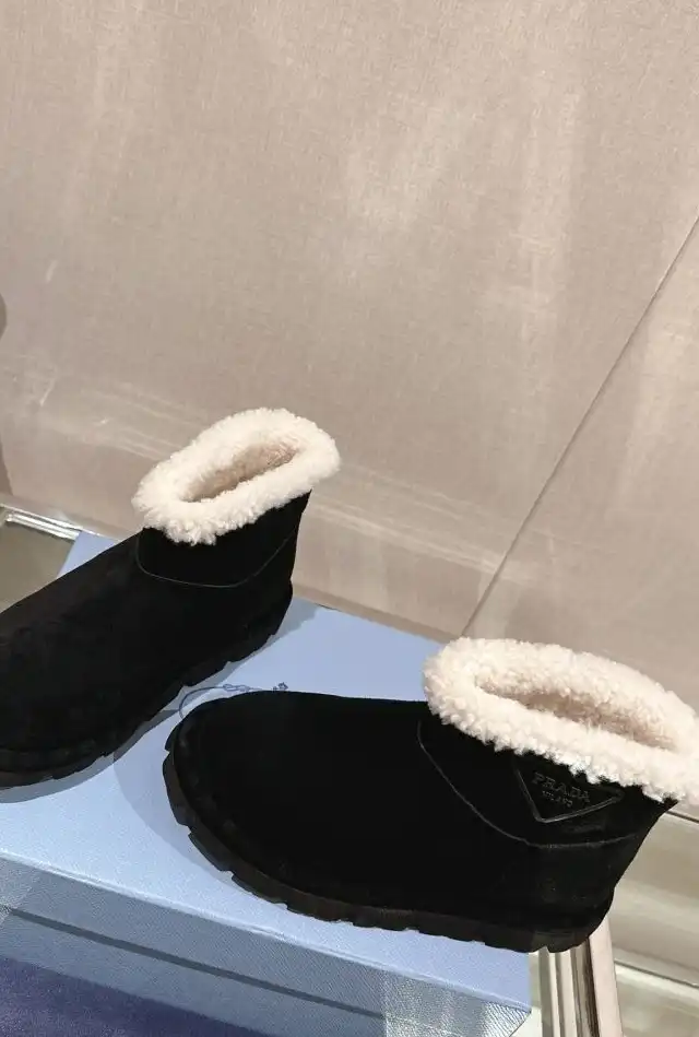 hype Prada Boots