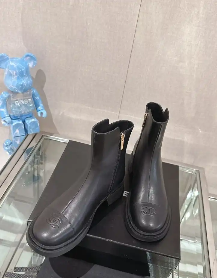 hype Chanel Boots