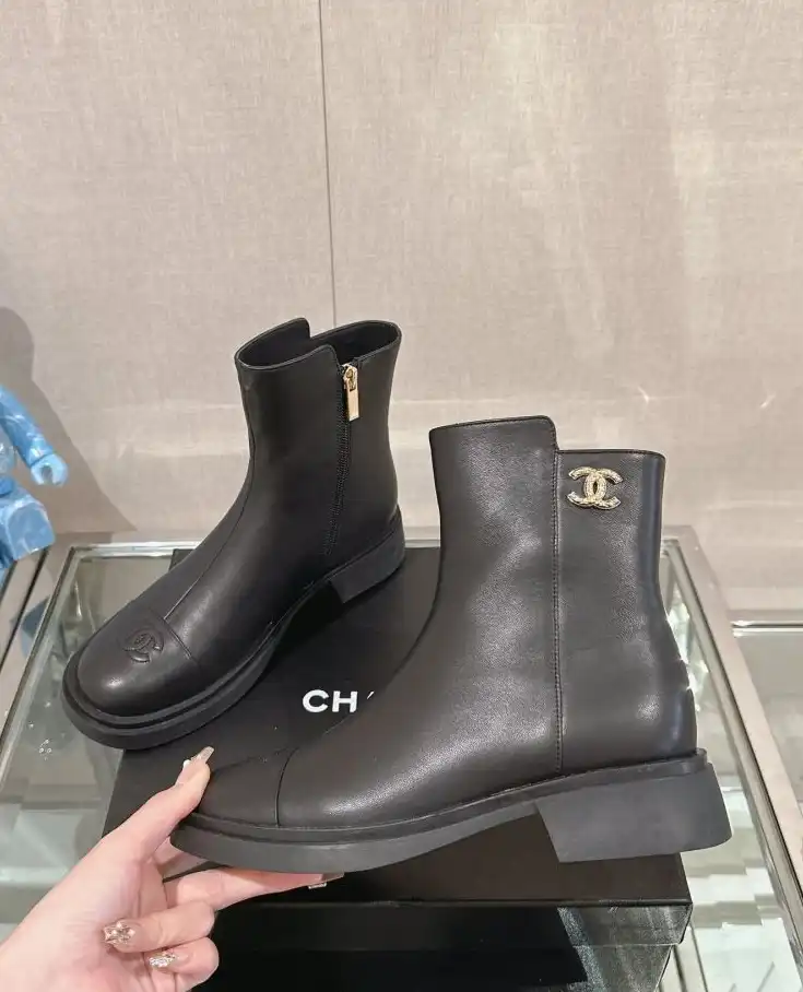 hype Chanel Boots