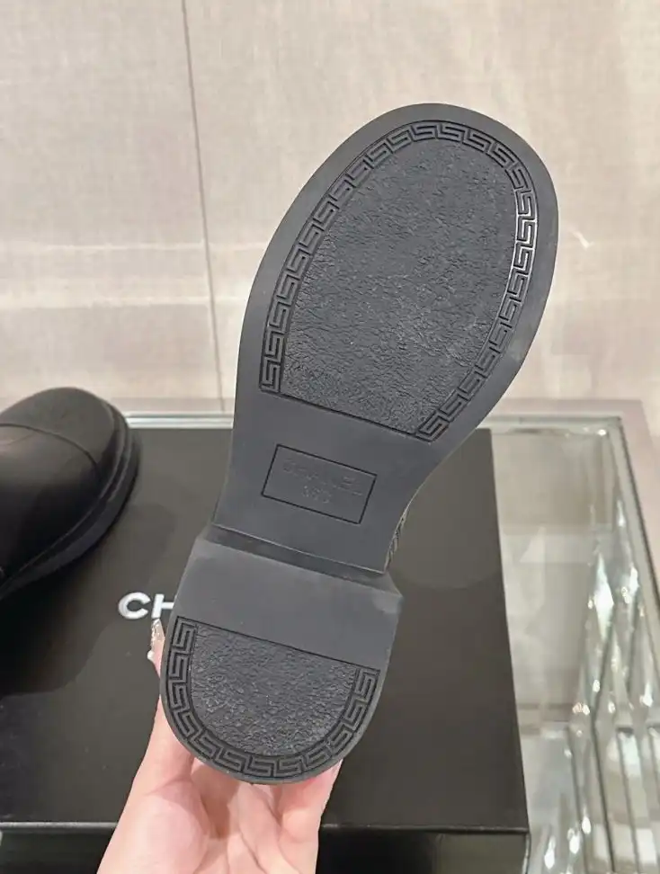 hype Chanel Boots