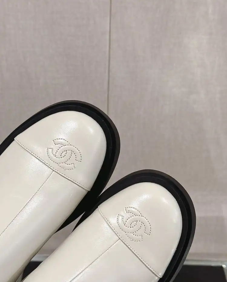 hype Chanel Boots