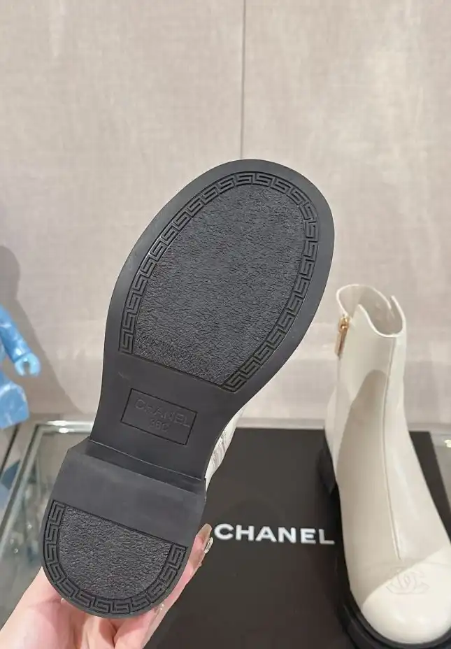 hype Chanel Boots