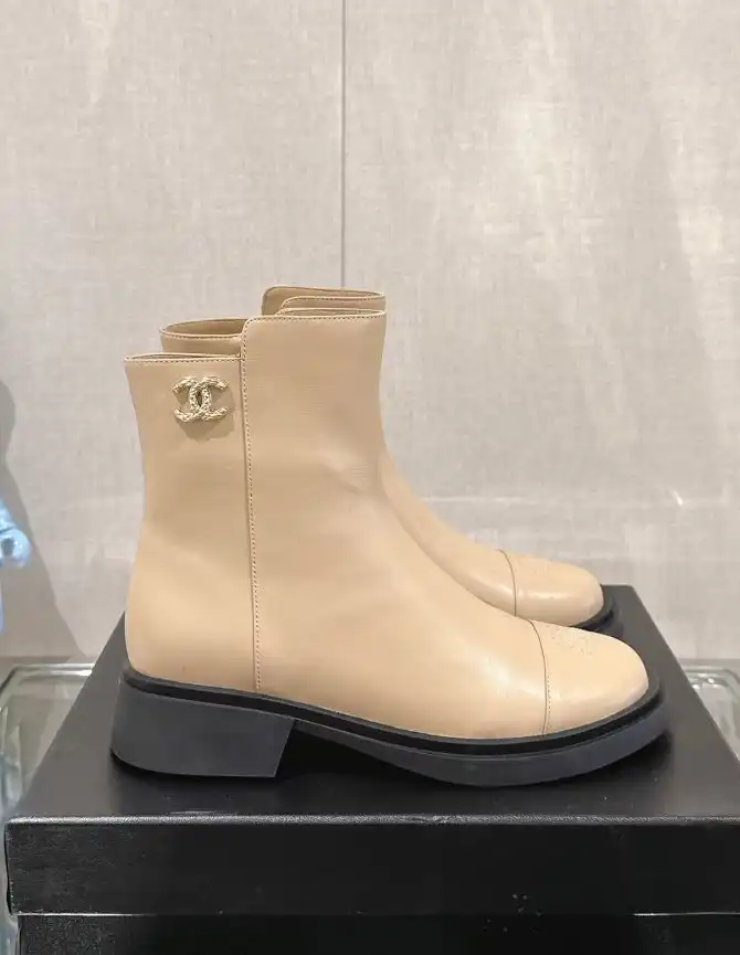 hype Chanel Boots