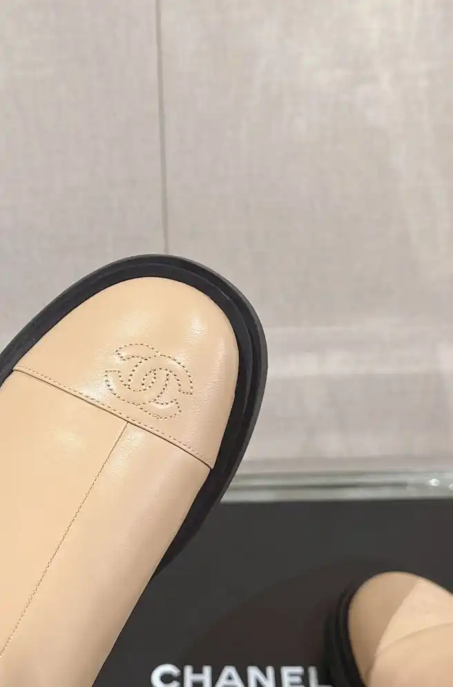 hype Chanel Boots