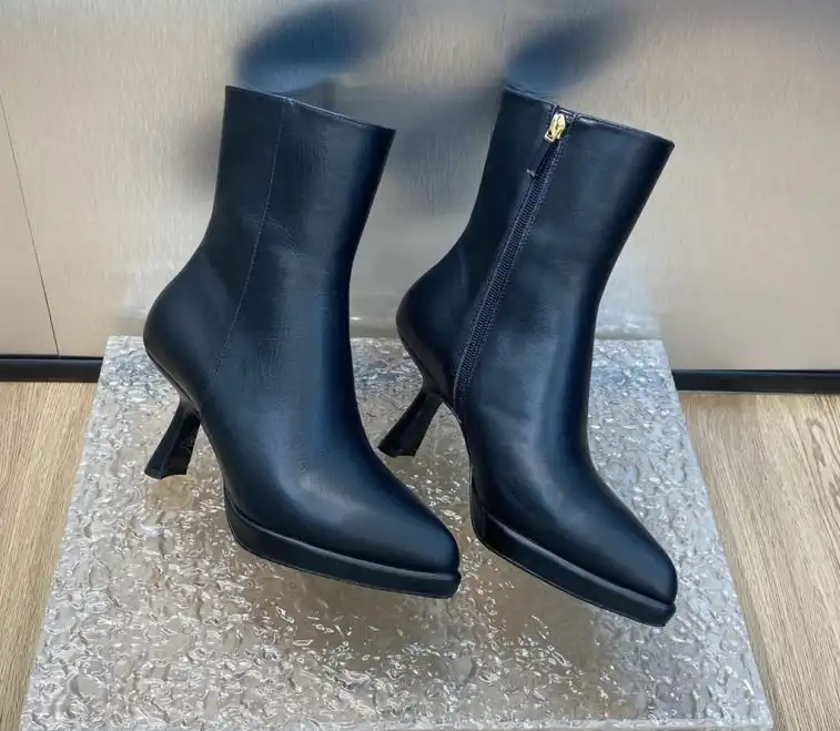 hype Christian Dior Boots