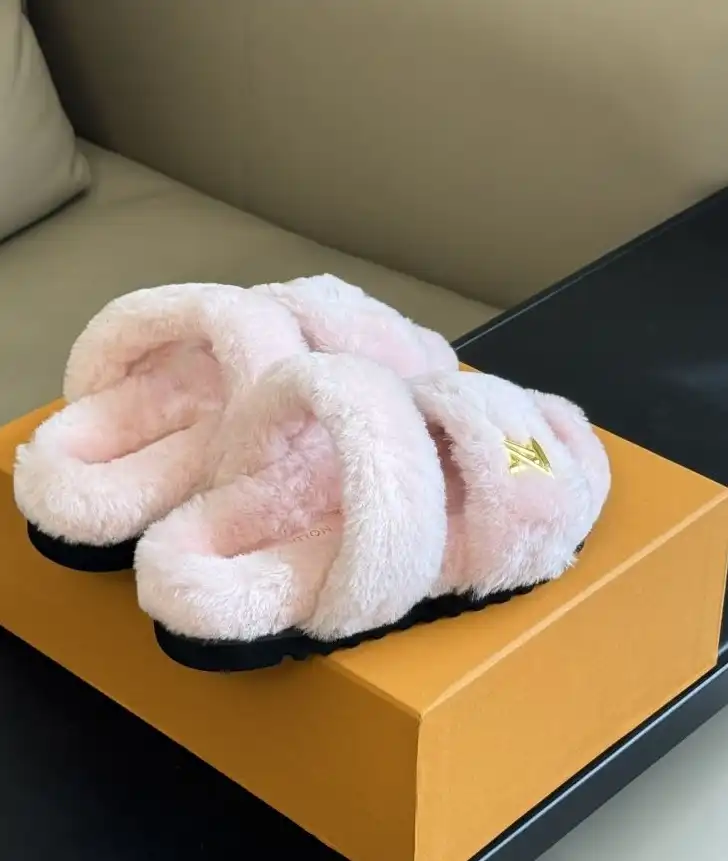 hype LV Slippers