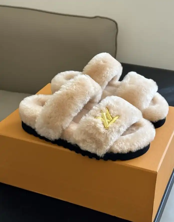 hype LV Slippers