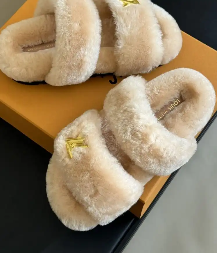 hype LV Slippers