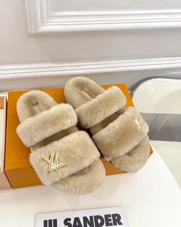 hype LV Slippers