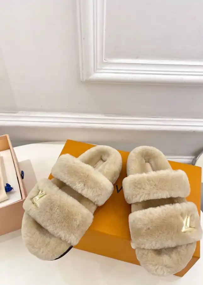 hype LV Slippers