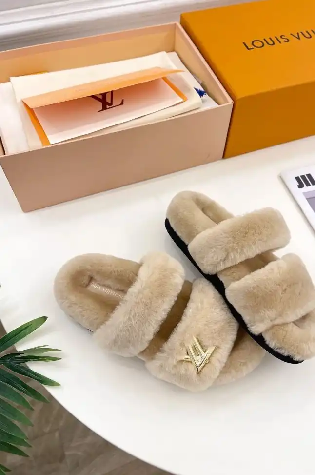 hype LV Slippers