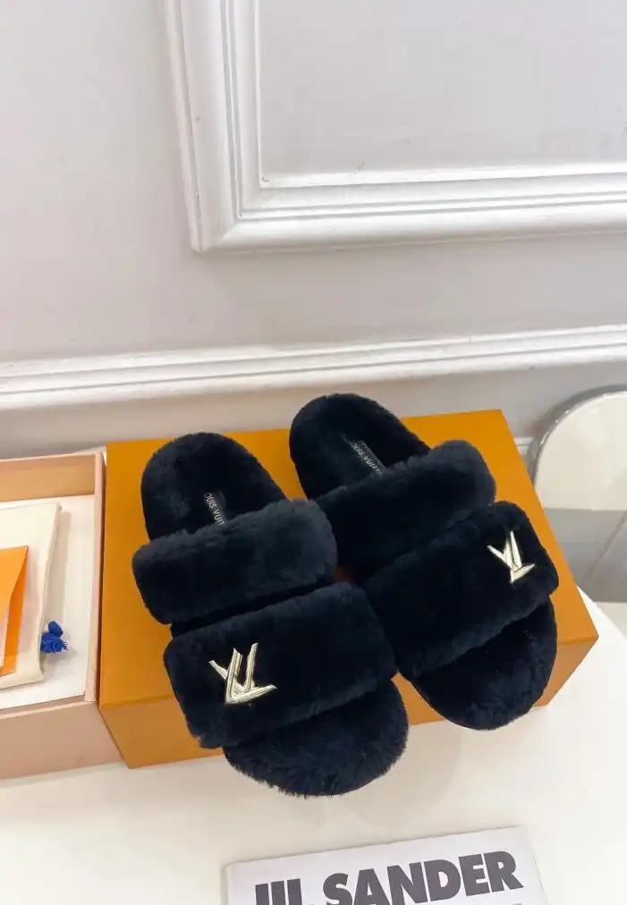 hype LV Slippers