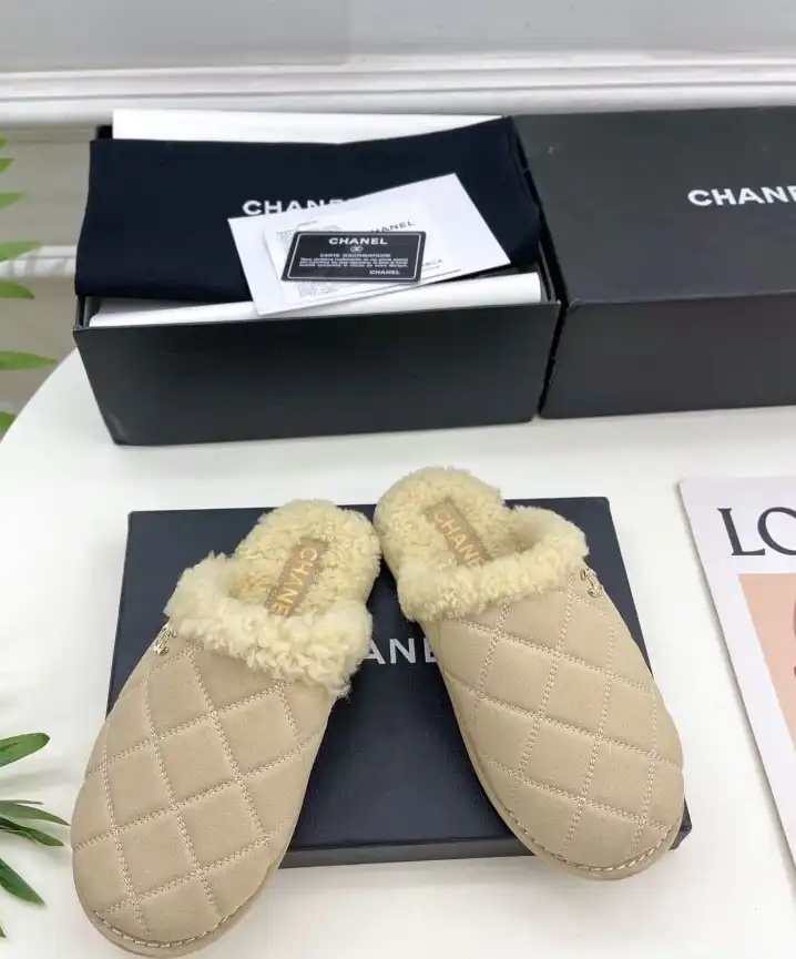 hype Chanel Slippers