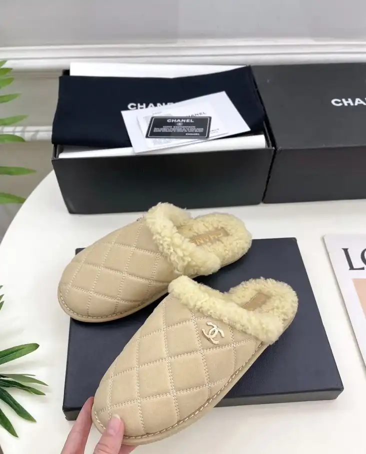 hype Chanel Slippers