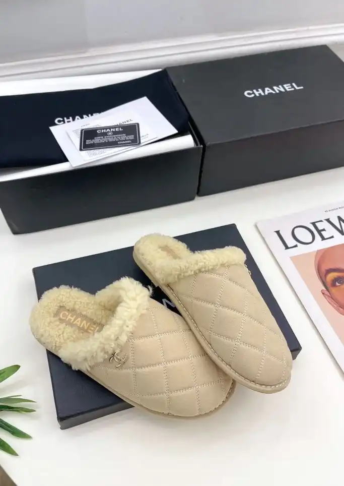 hype Chanel Slippers