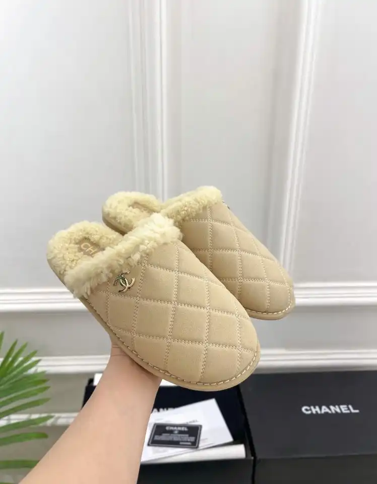 hype Chanel Slippers