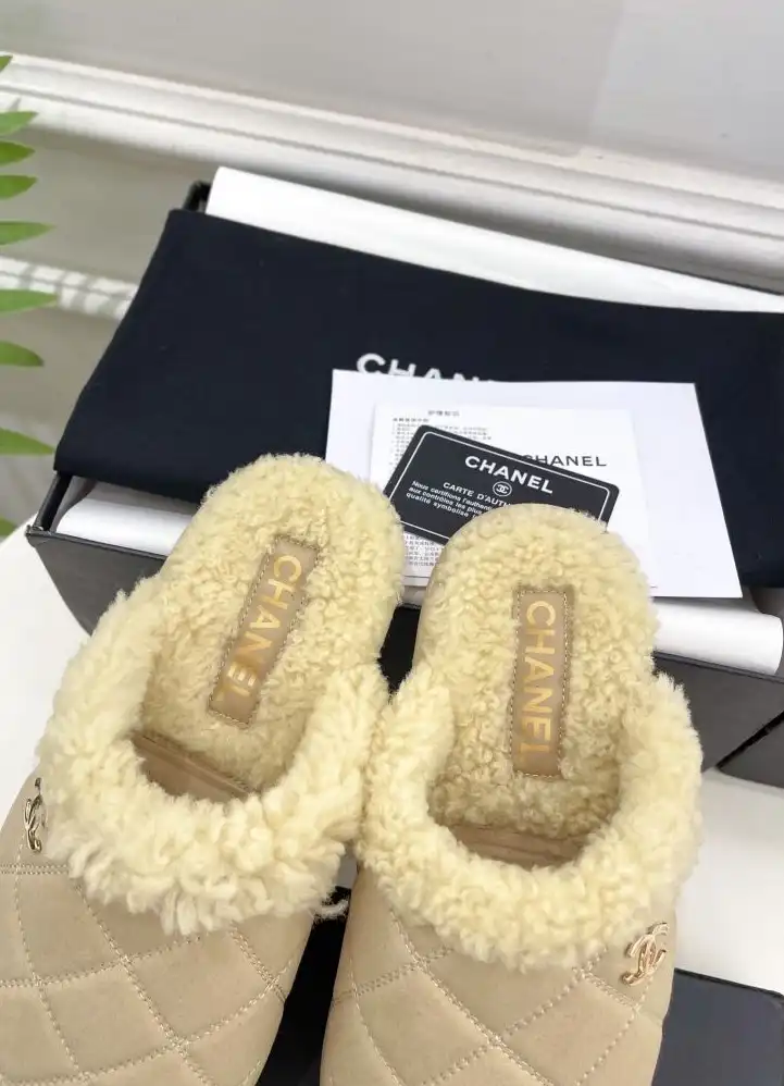 hype Chanel Slippers