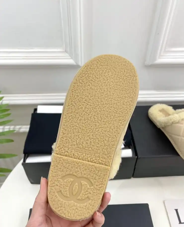 hype Chanel Slippers