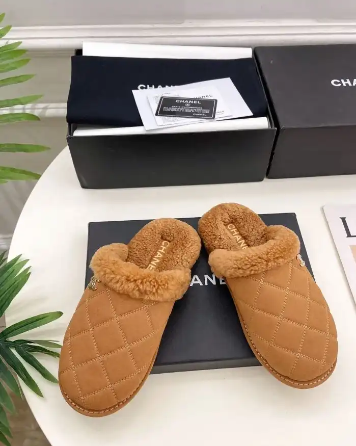 hype Chanel Slippers