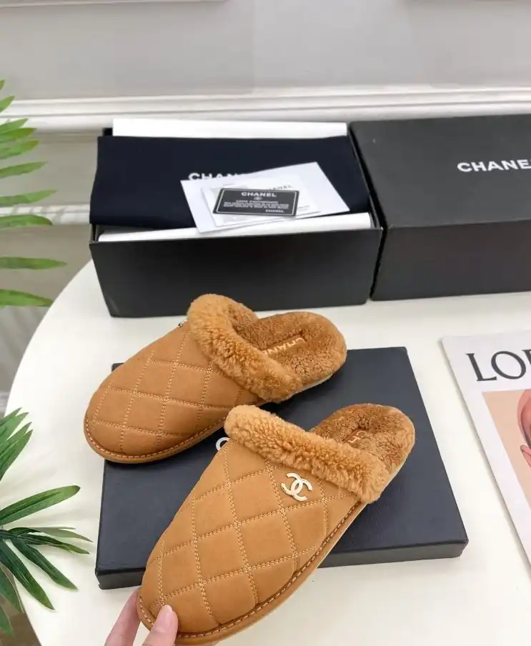 hype Chanel Slippers