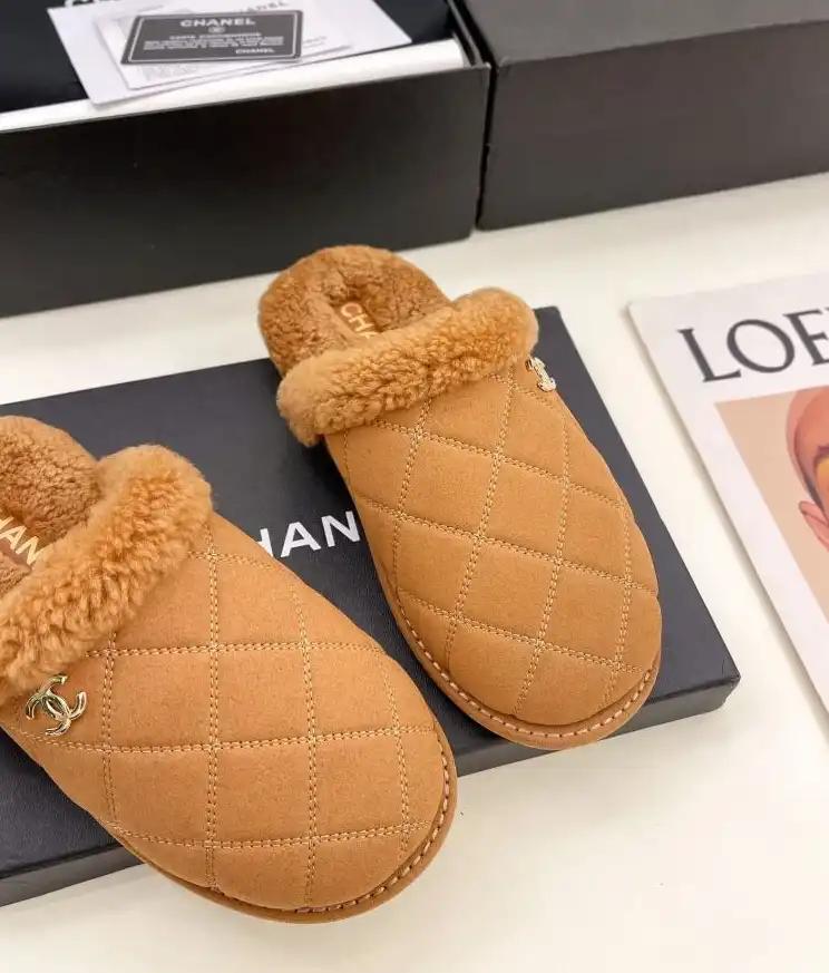 hype Chanel Slippers