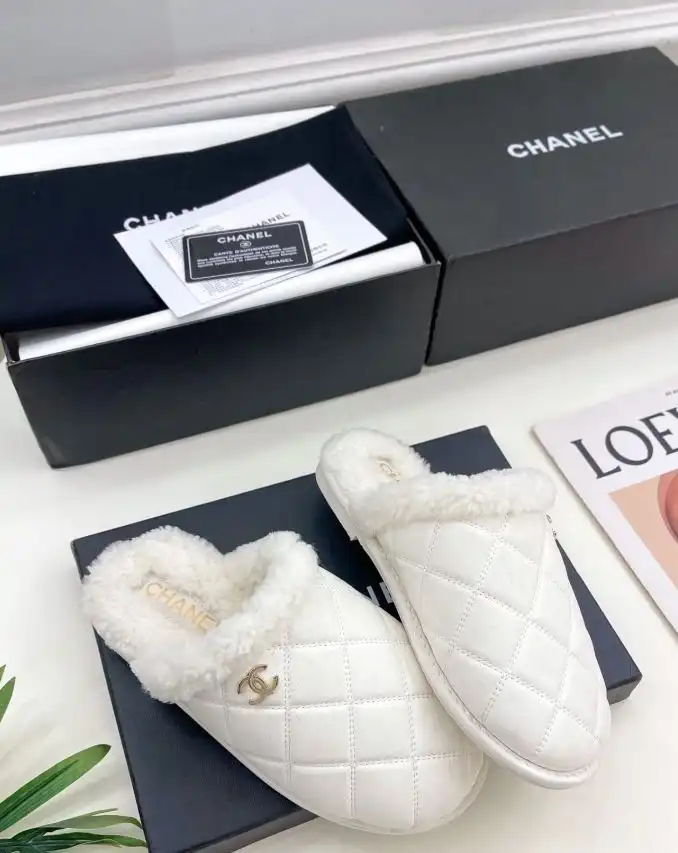 hype Chanel Slippers