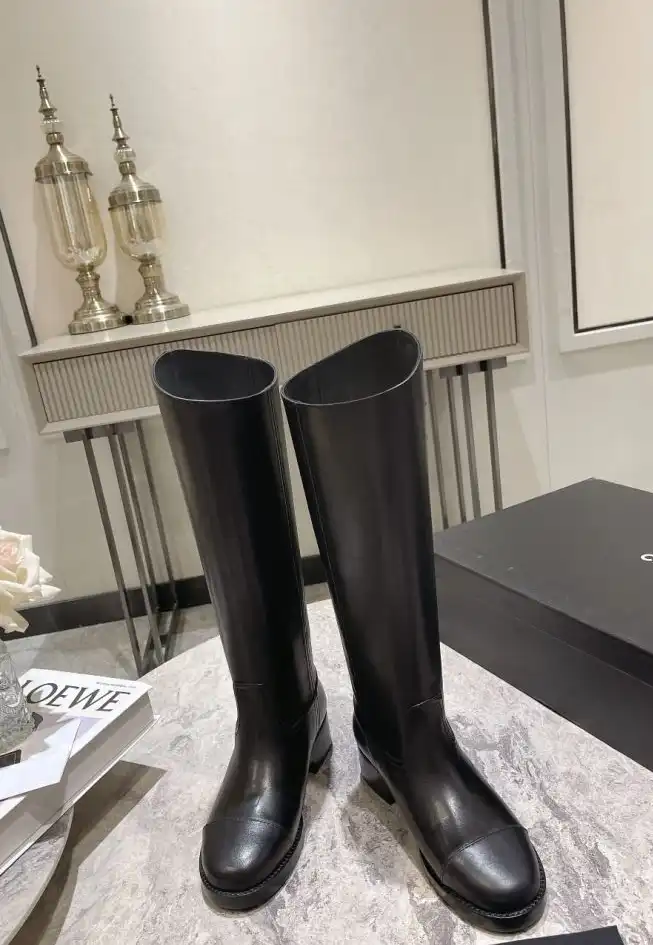 hype Chanel Boots