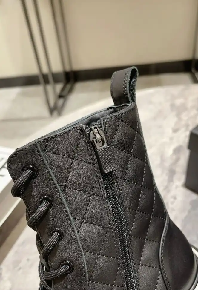 hype Chanel Boots