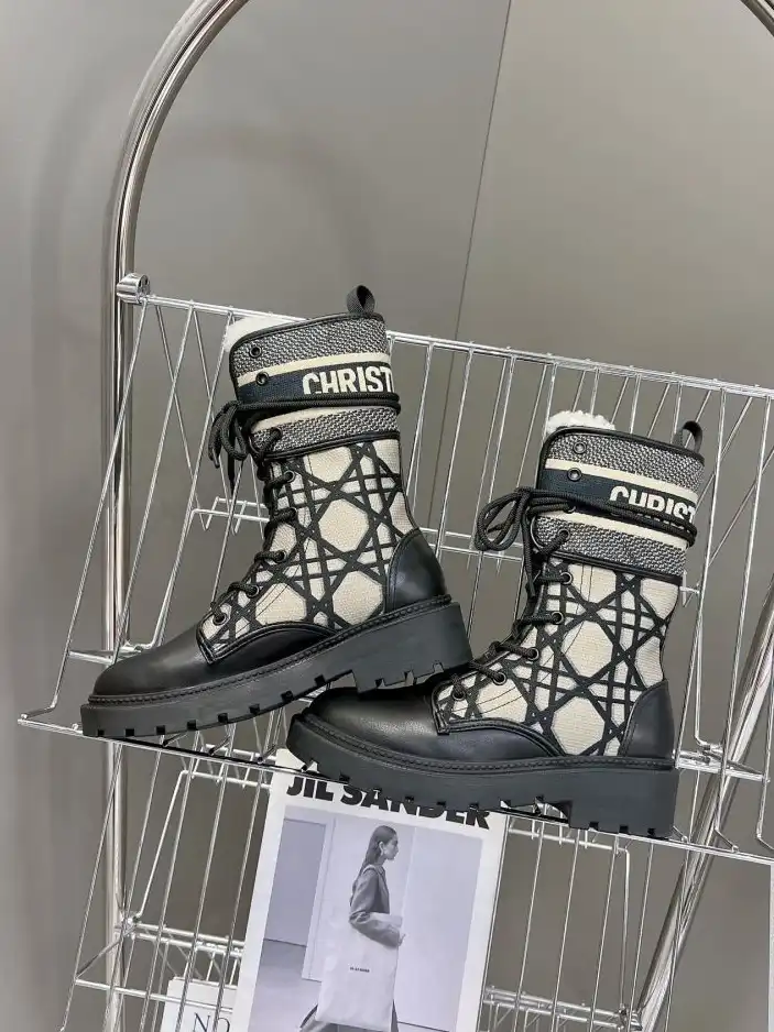 hype Christian Dior Boots