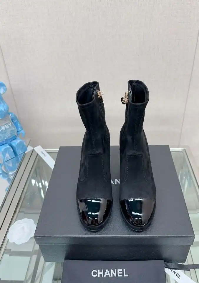 hype Chanel Boots