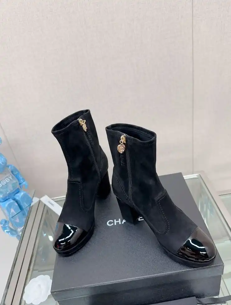 hype Chanel Boots