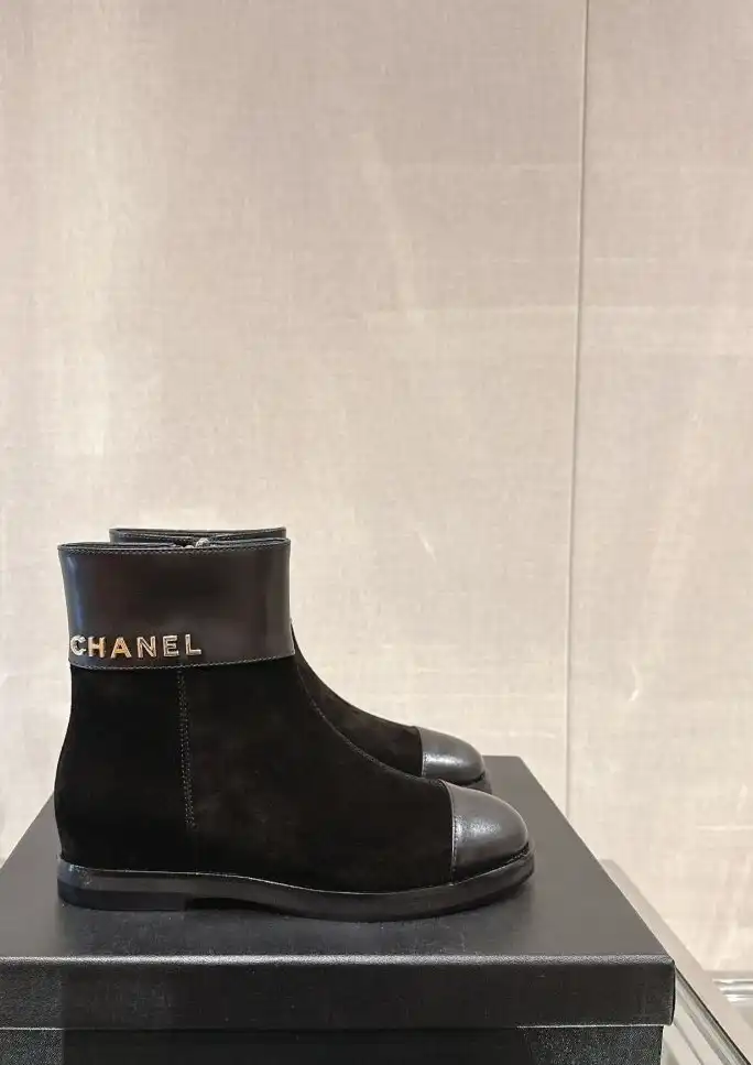 hype Chanel Boots