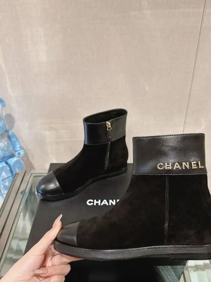 hype Chanel Boots