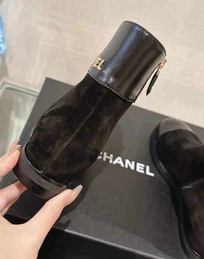 hype Chanel Boots