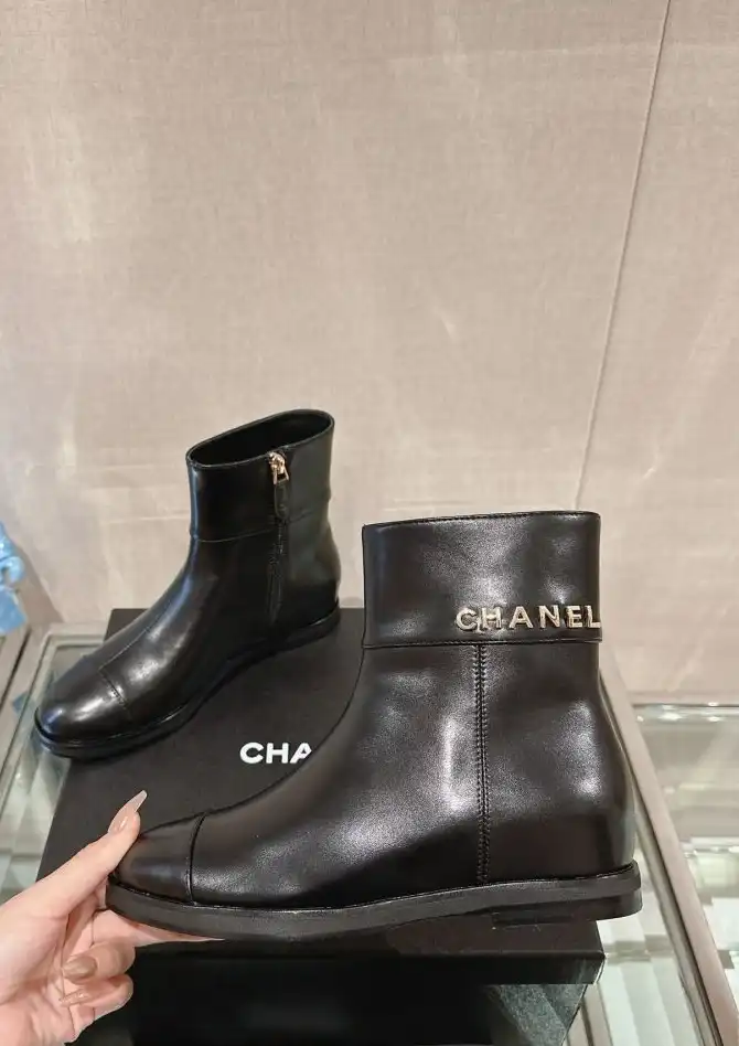 hype Chanel Boots