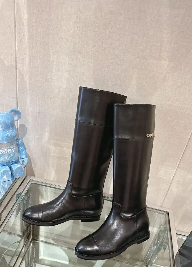 hype Chanel Boots