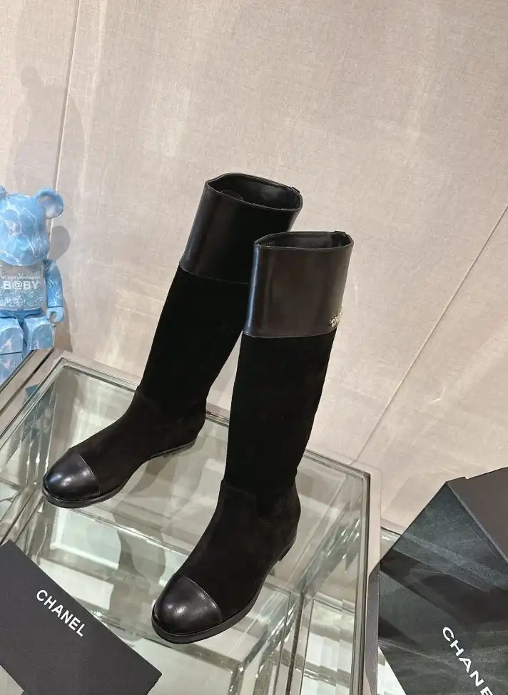 hype Chanel Boots